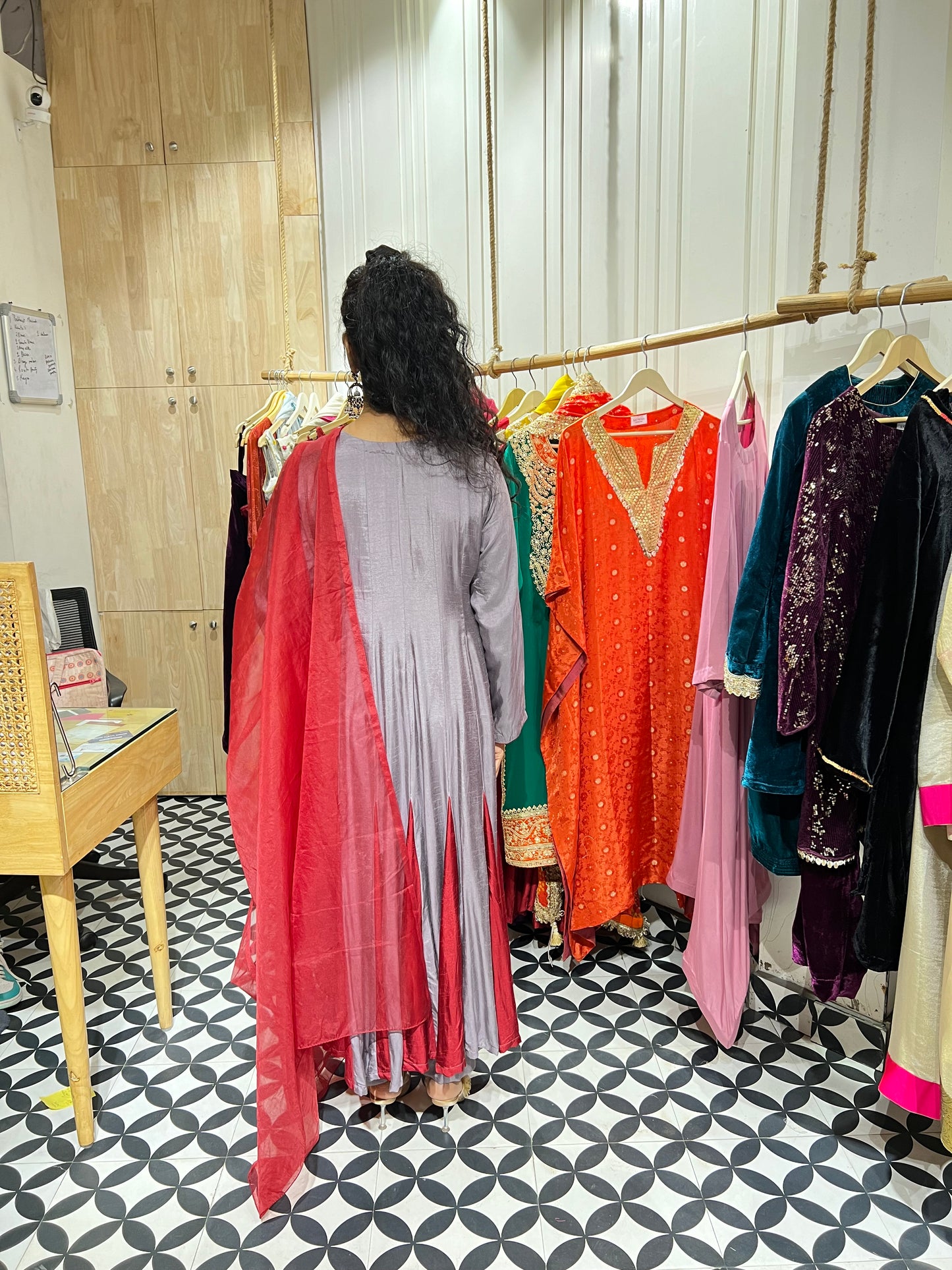 THE SHANAYA suit set