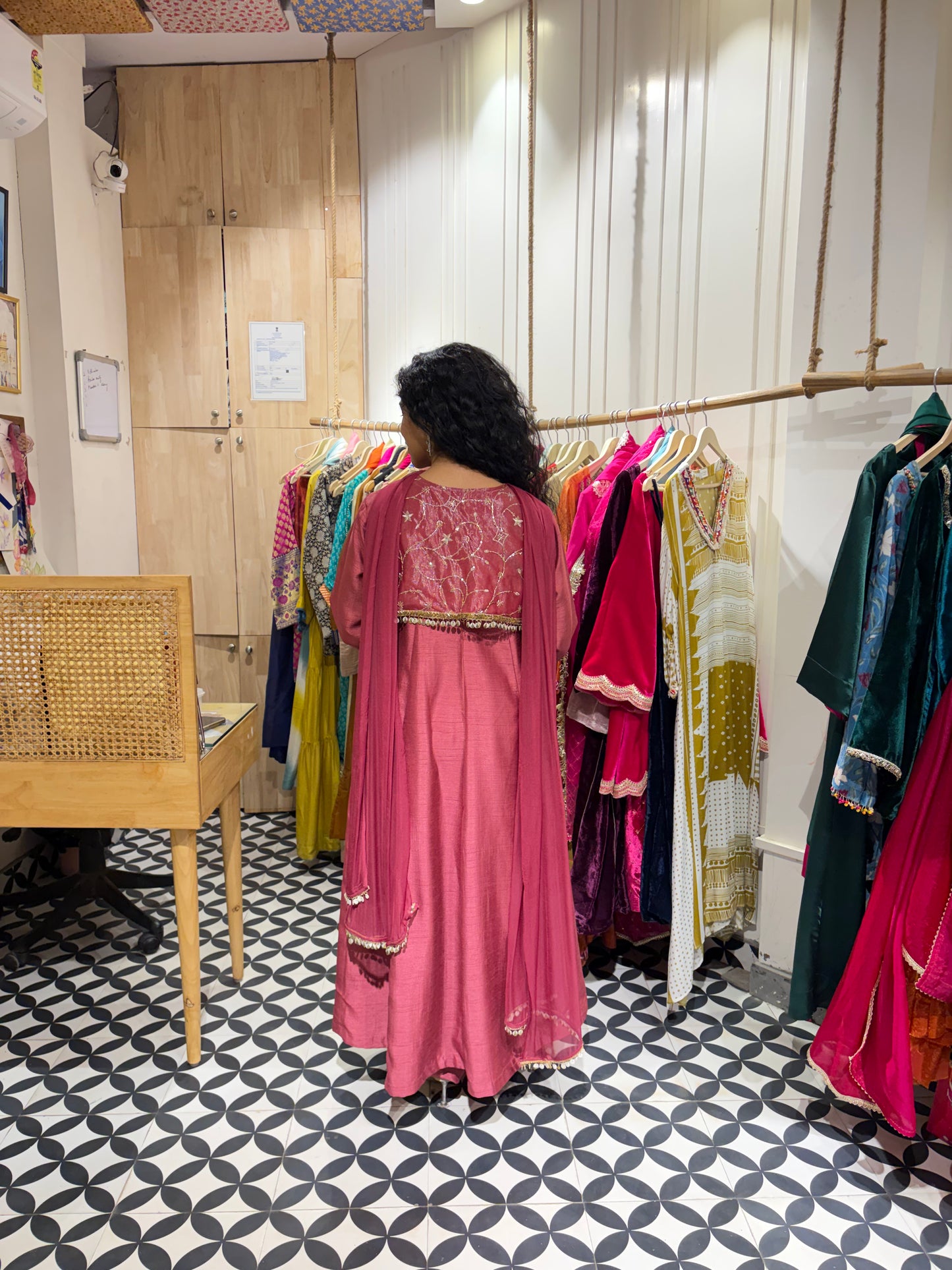 THE SHAFAQ suit set