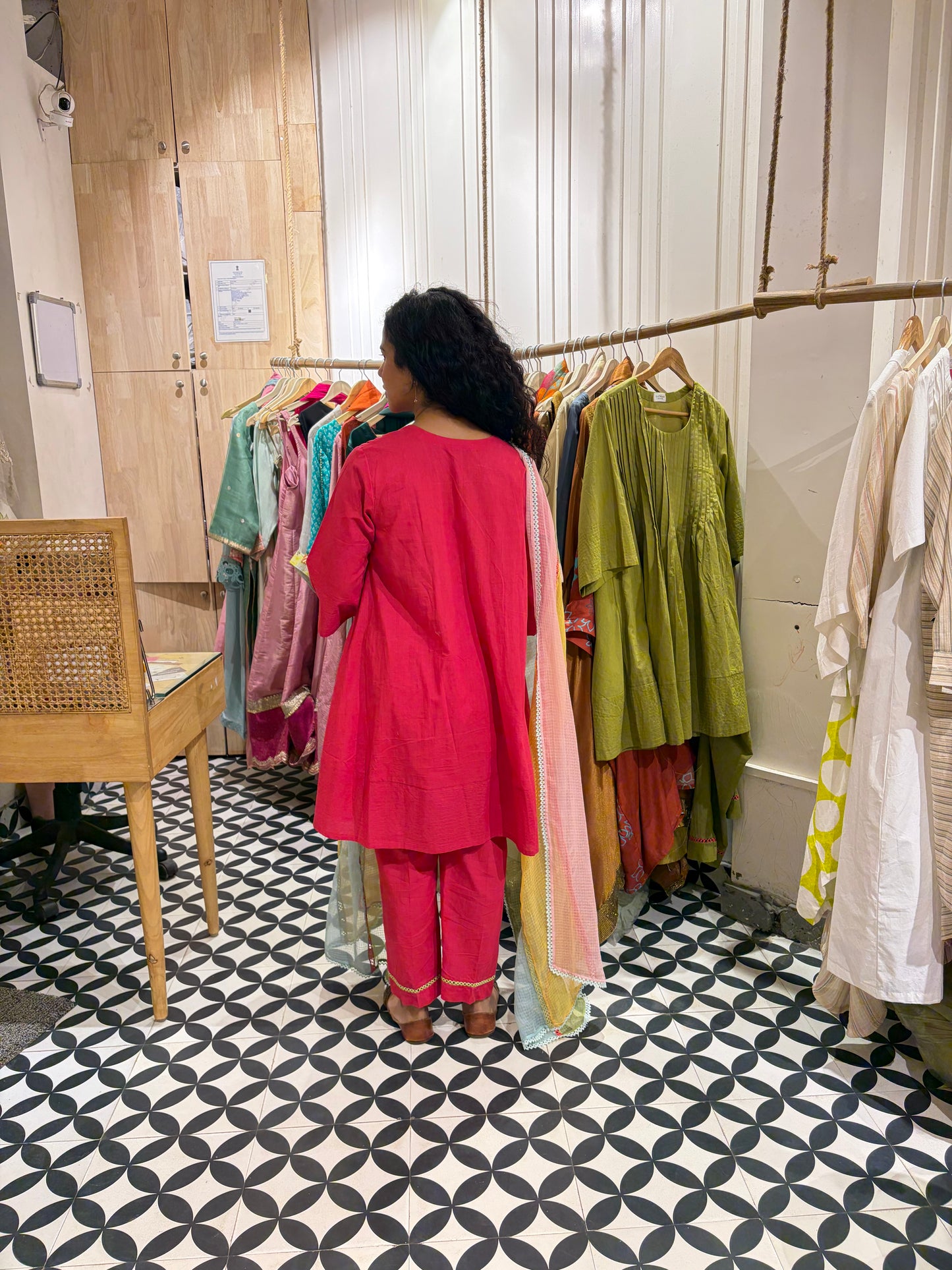 THE AFREEN SUIT SET