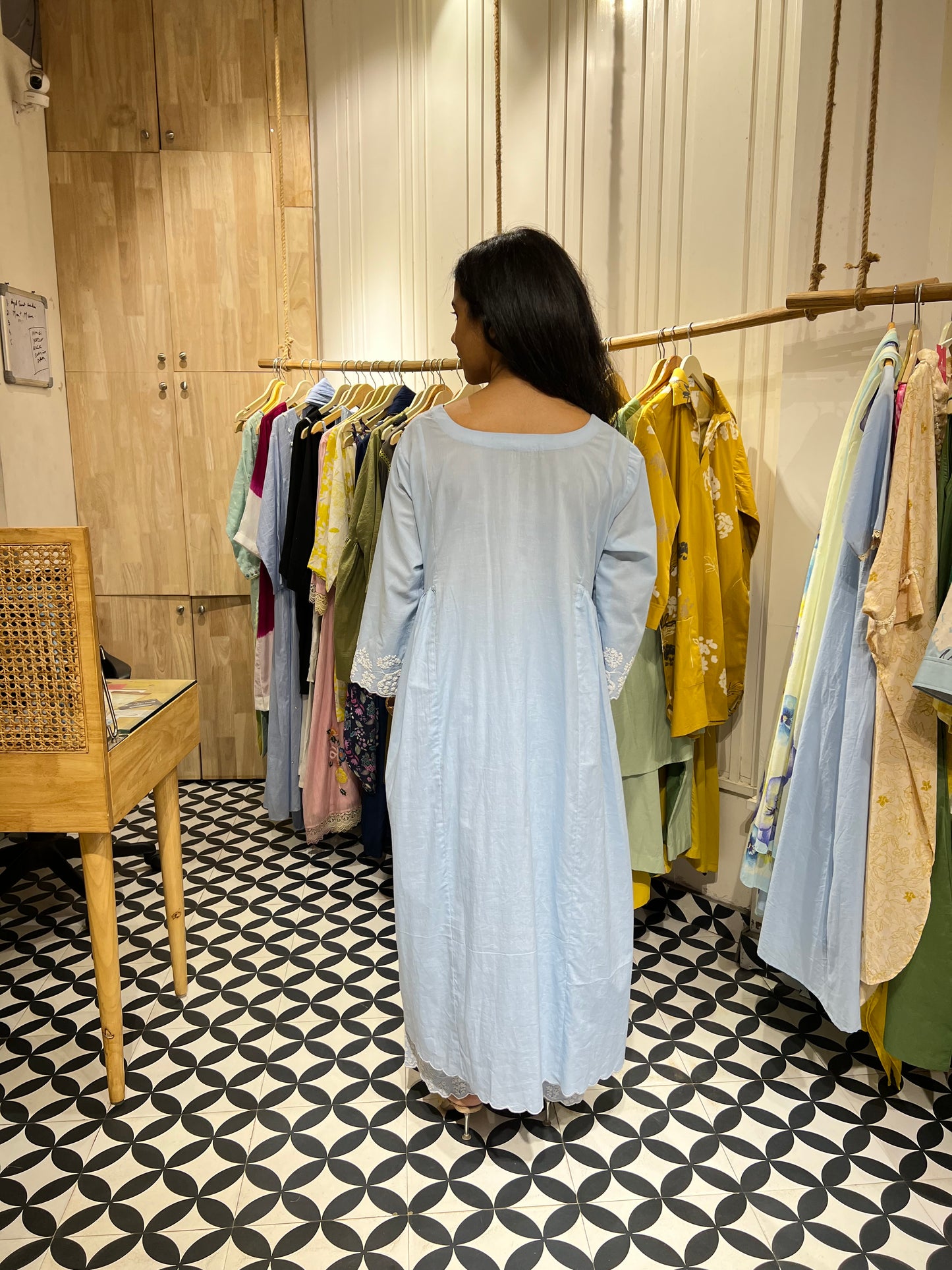 THE NAUREYA suit set