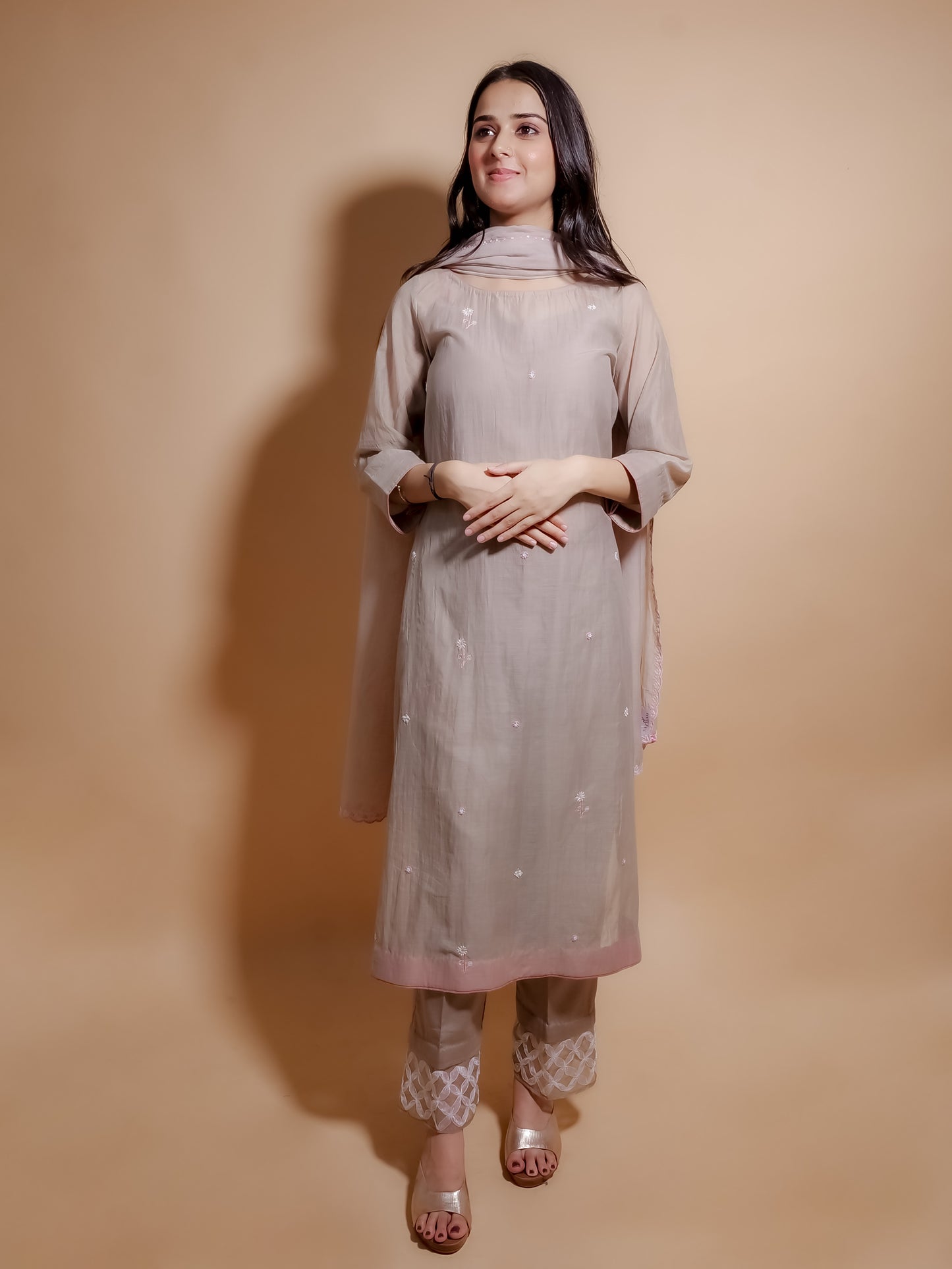 The PRASHANSA suit set