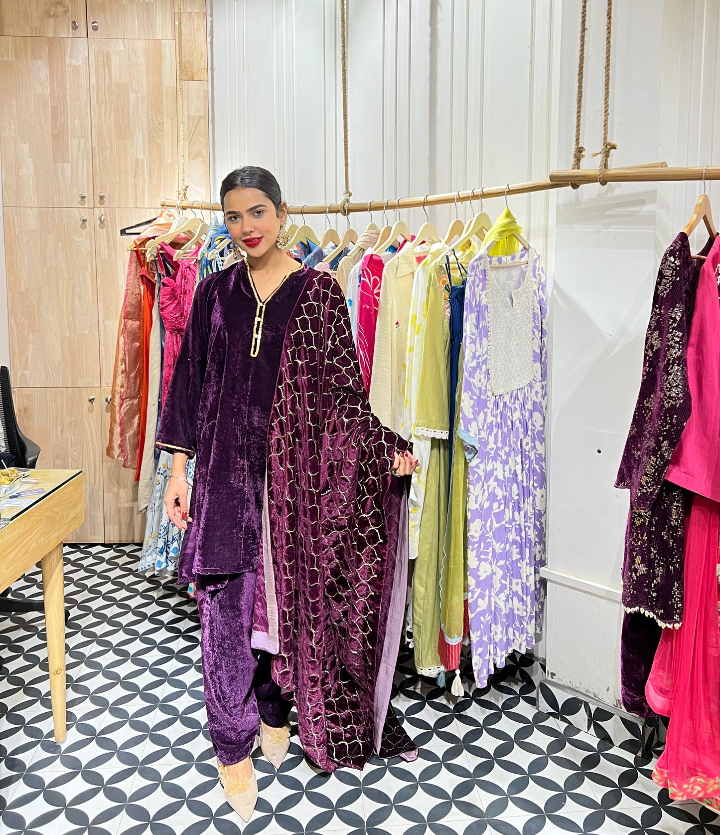 THE VRITIKA suit set