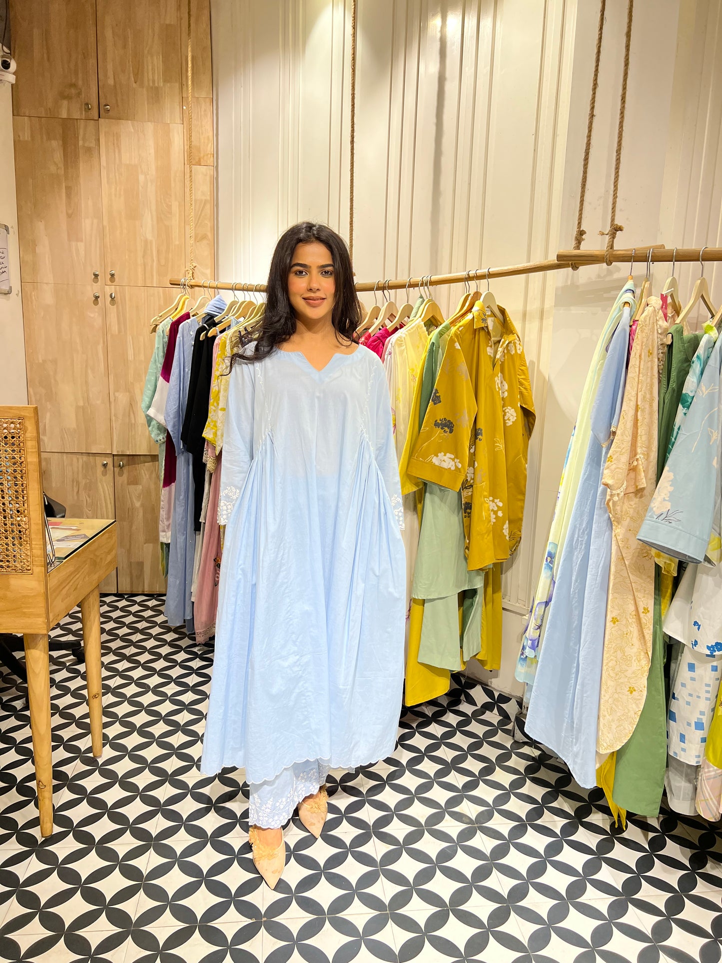 THE NAUREYA suit set