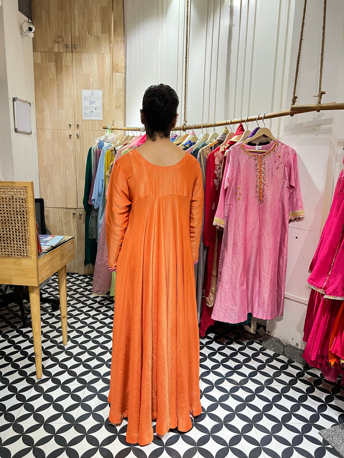 THE NARGIS KURTA
