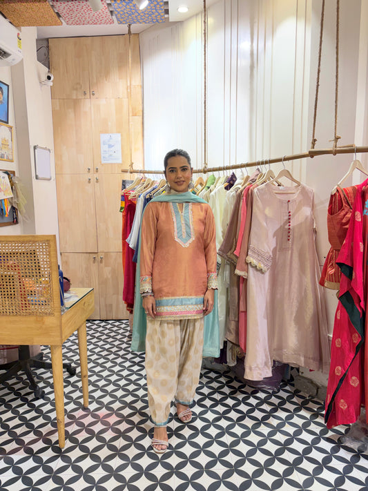 THE SHAHANA suit set