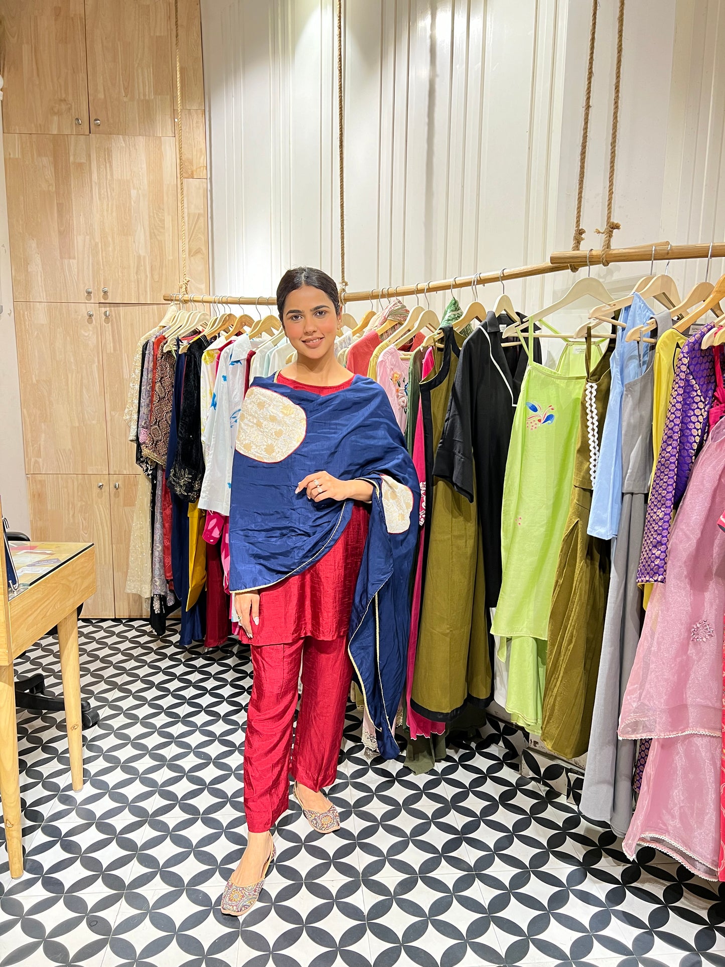 THE ELVISHA suit set