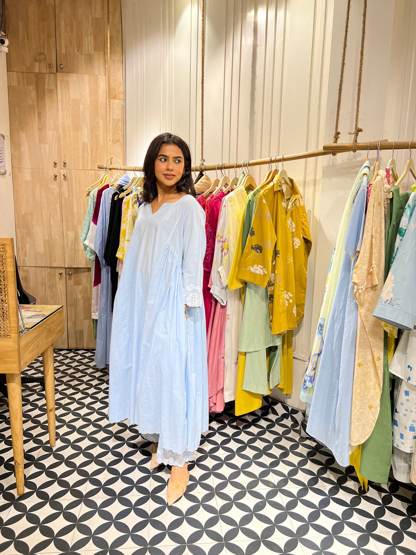 THE NAUREYA suit set