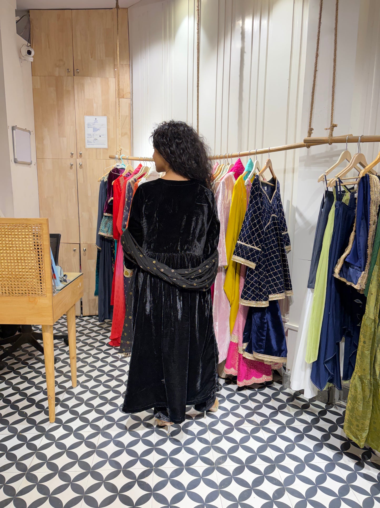 THE SHABNOOR suit set