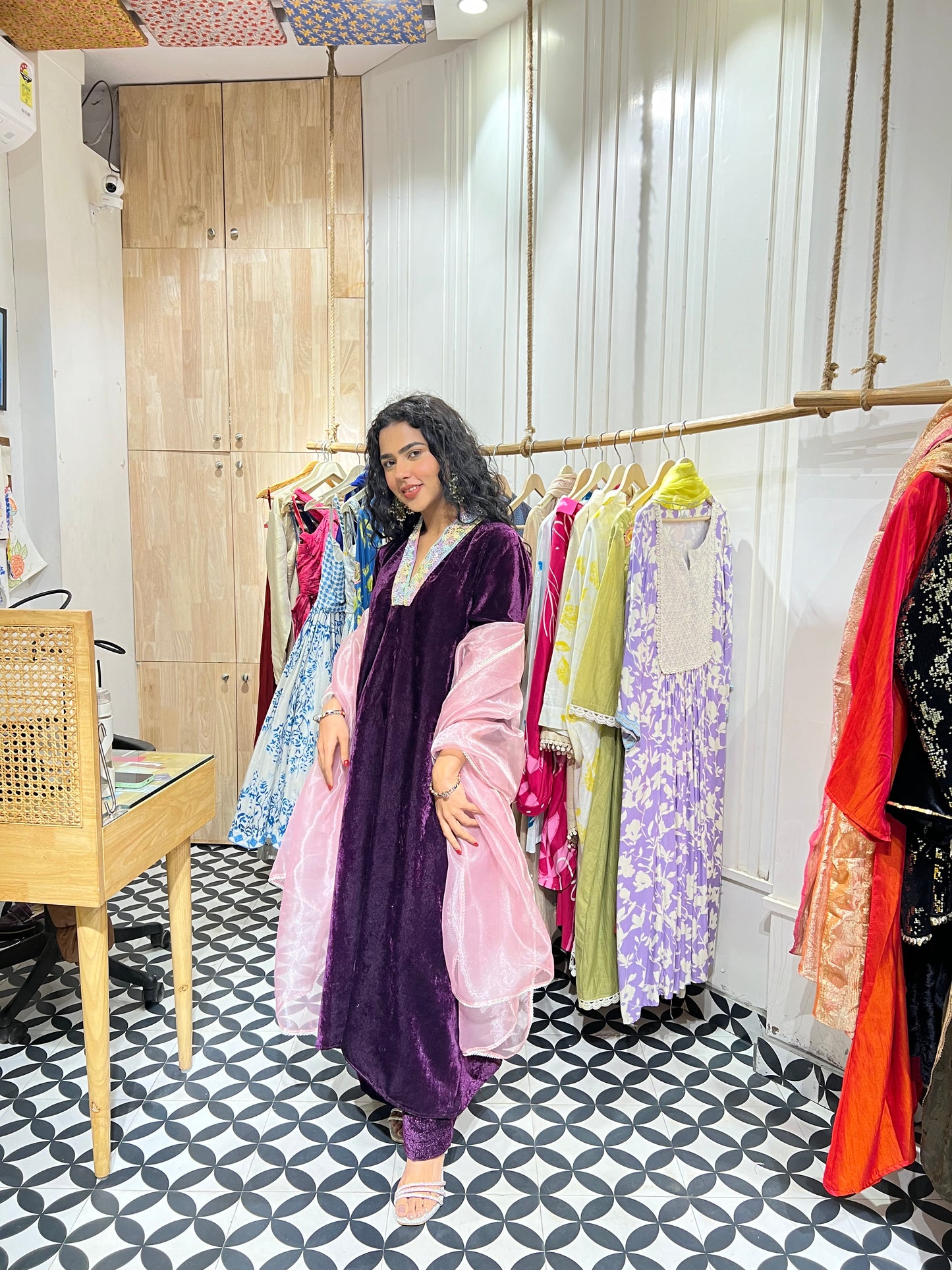 THE PRANAYA suit set