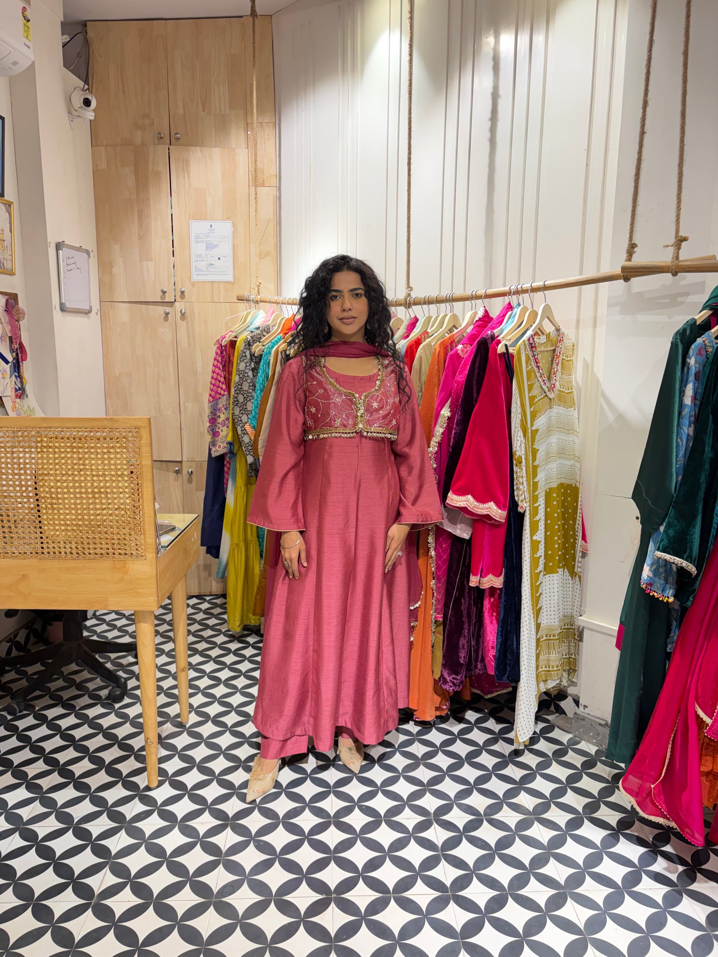 THE SHAFAQ suit set