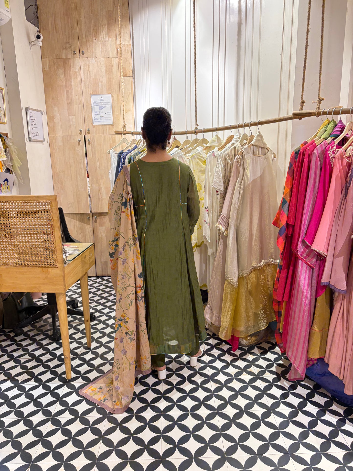 THE SABA suit set