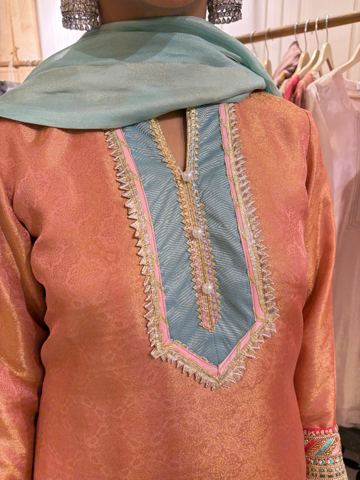 THE SHAHANA suit set