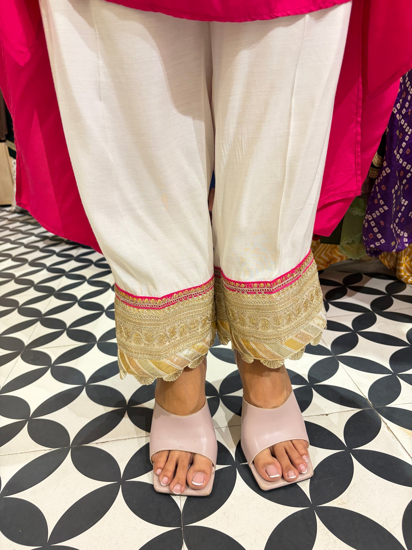 THE KHUSHBU kaftaan set