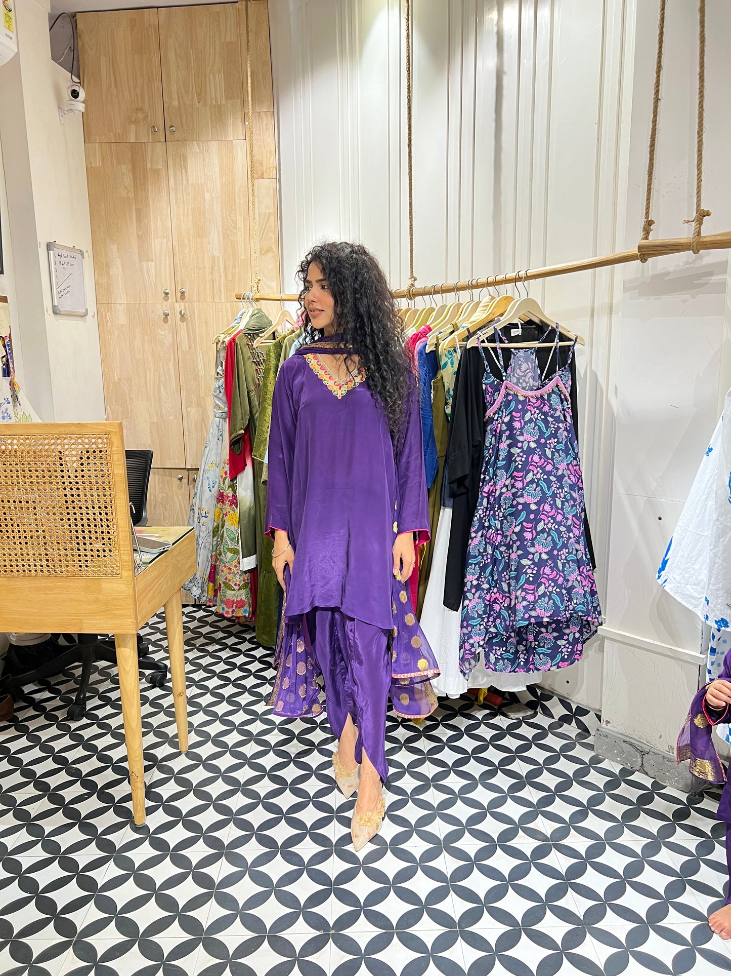 THE MEHEREIN suit set