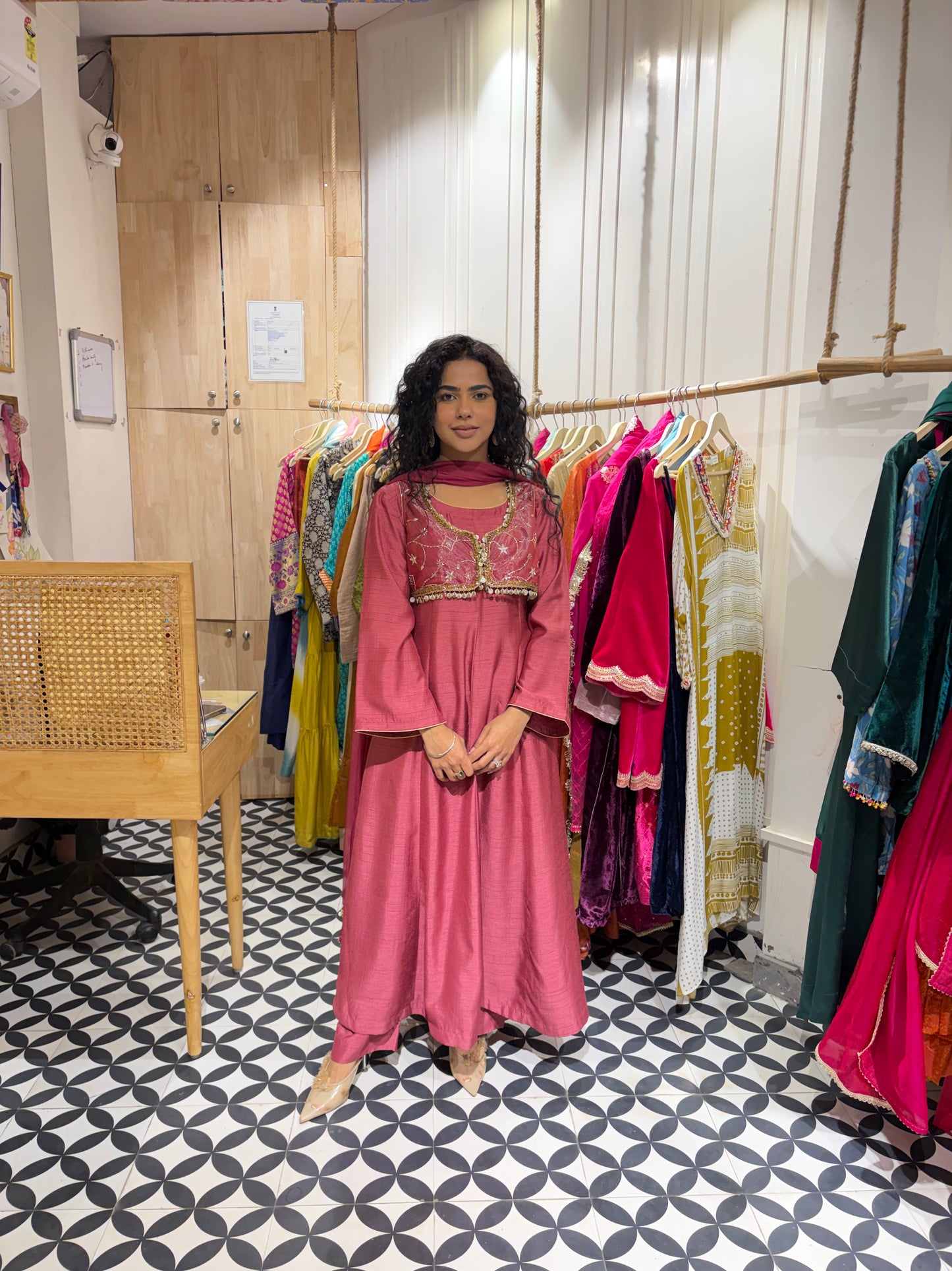 THE SHAFAQ suit set