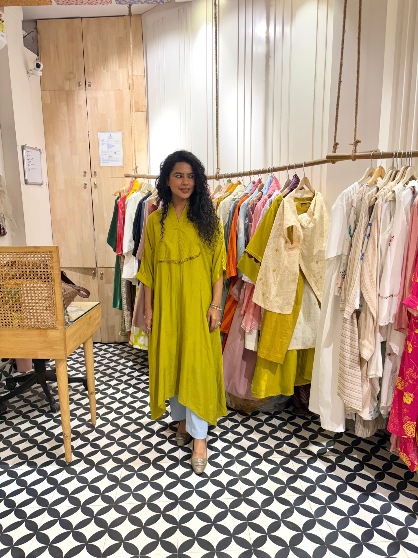 THE HUSANA kurta set