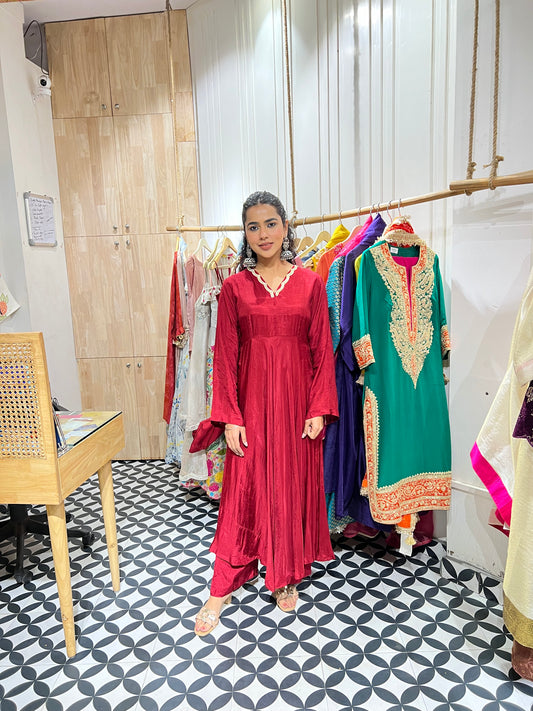 THE ARISHTA suit set