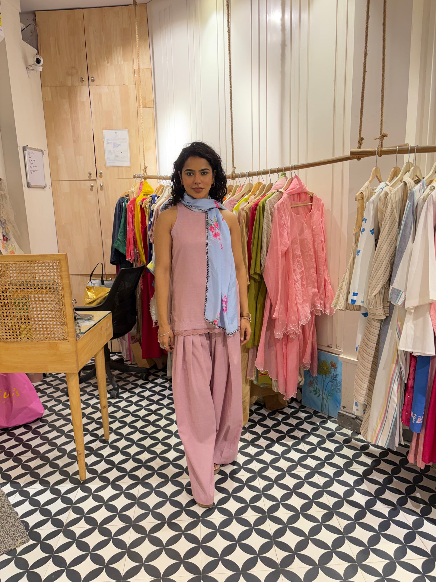 THE SAHIBA suit set