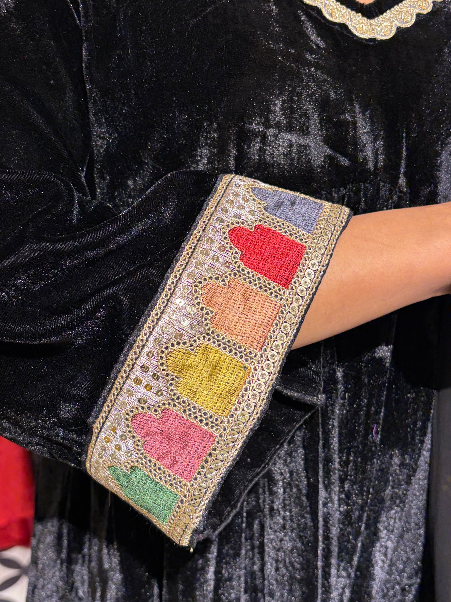 THE SHABNOOR suit set