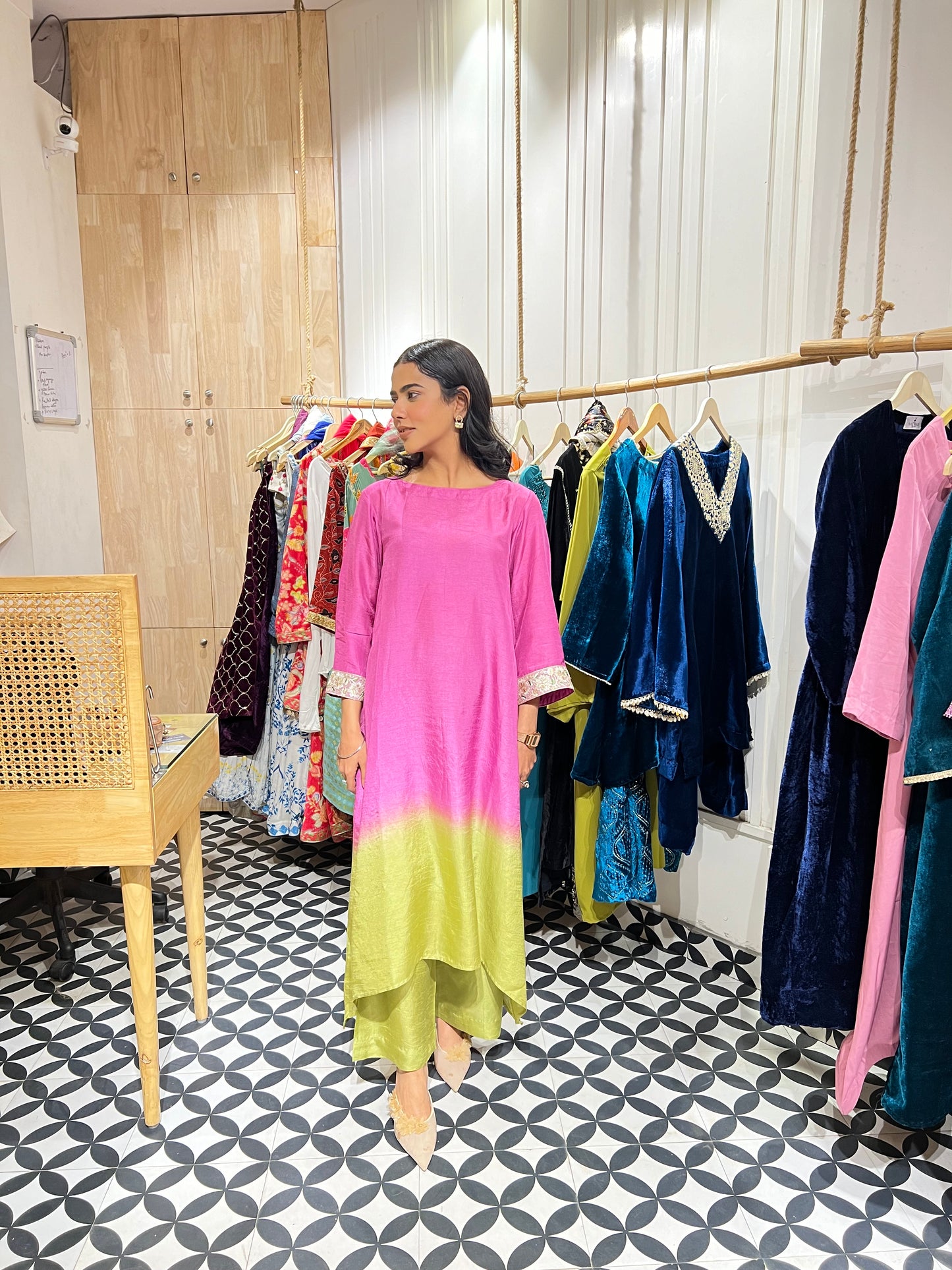 The Tvarita co-ord set