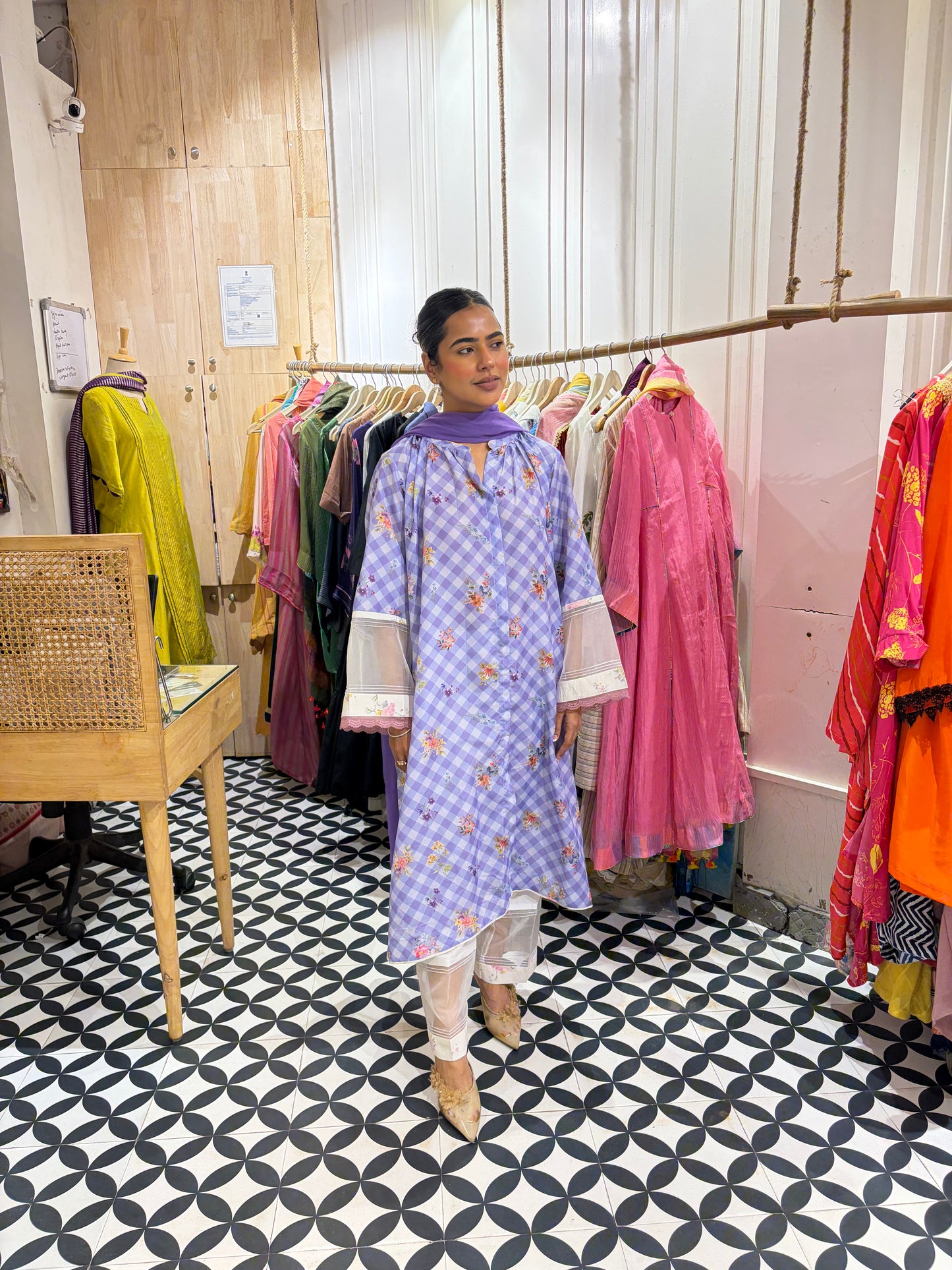 THE SHAGUFTA suit set