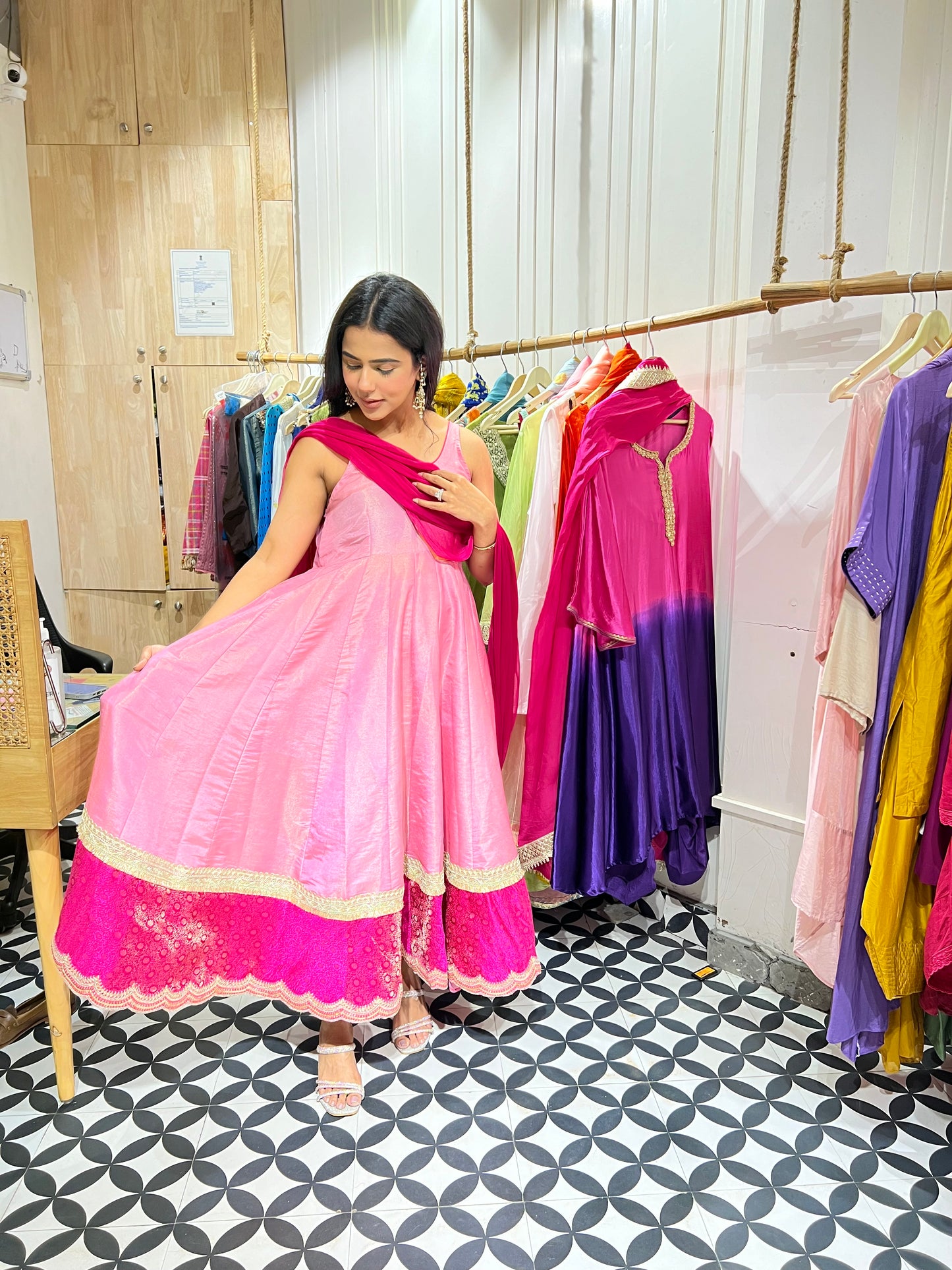 THE MAHROSE suit set