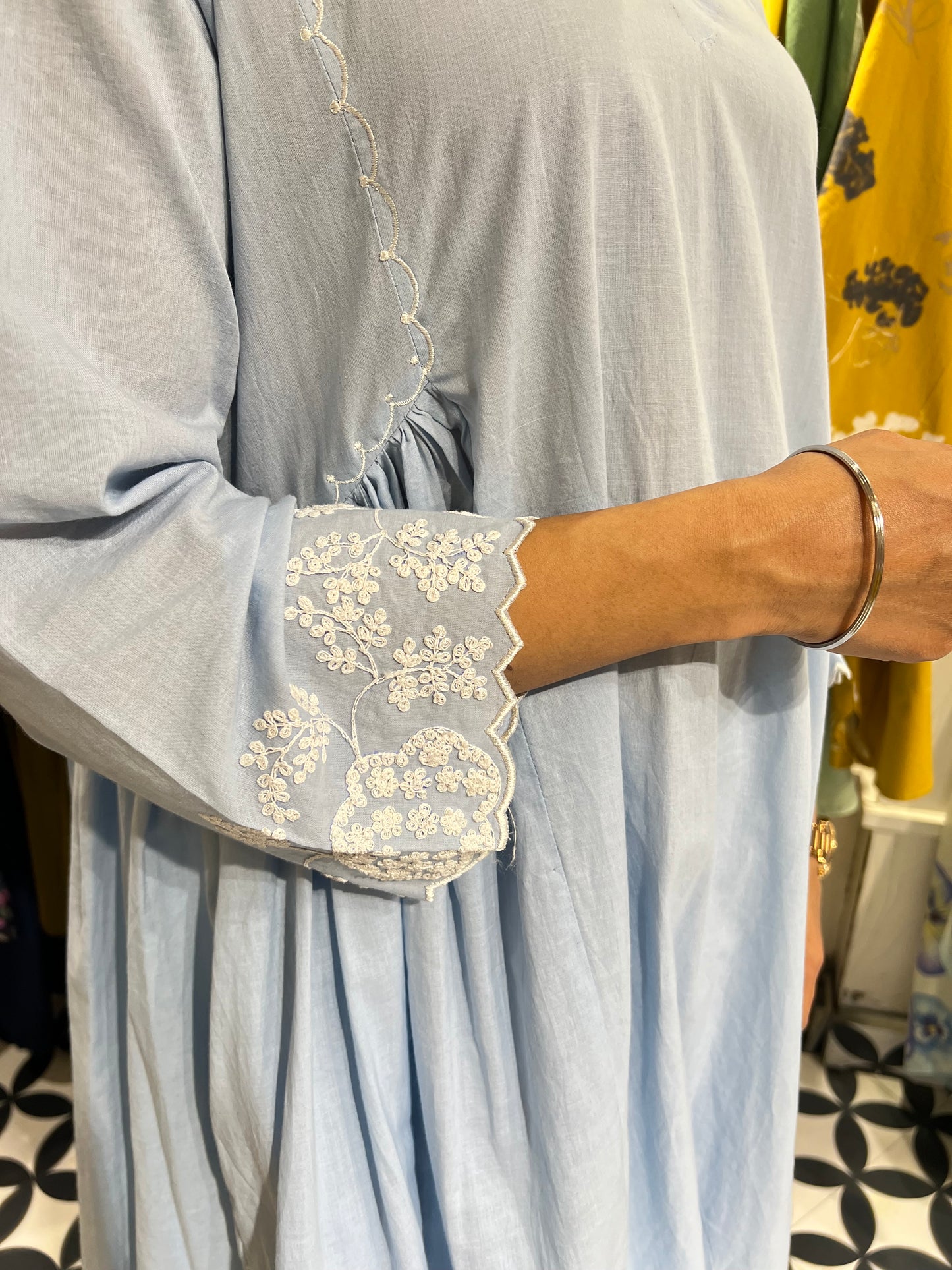 THE NAUREYA suit set