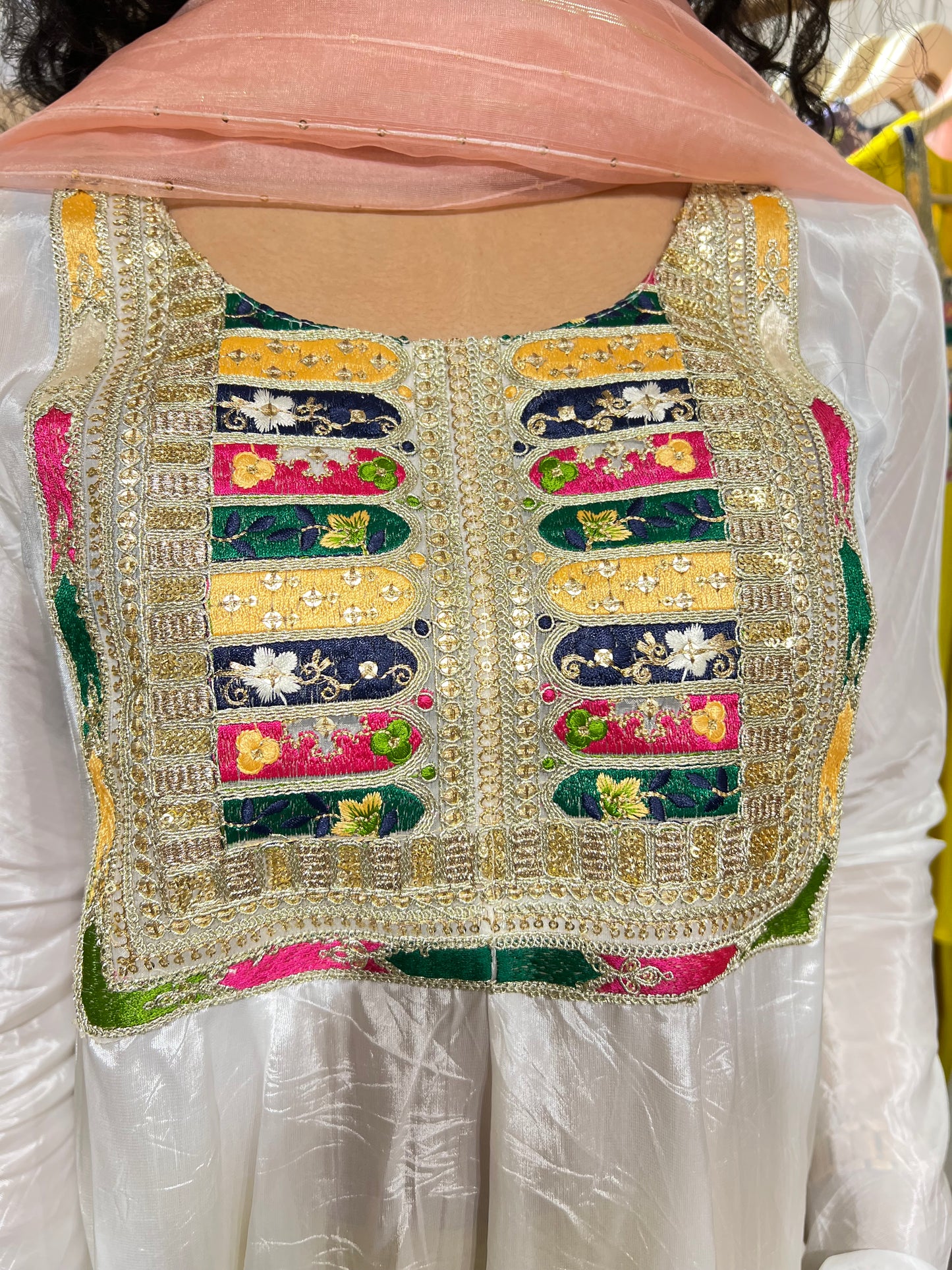 THE INAANYA suit set