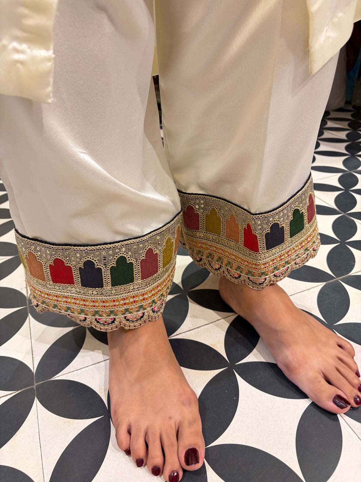 THE ZARAFAH suit set