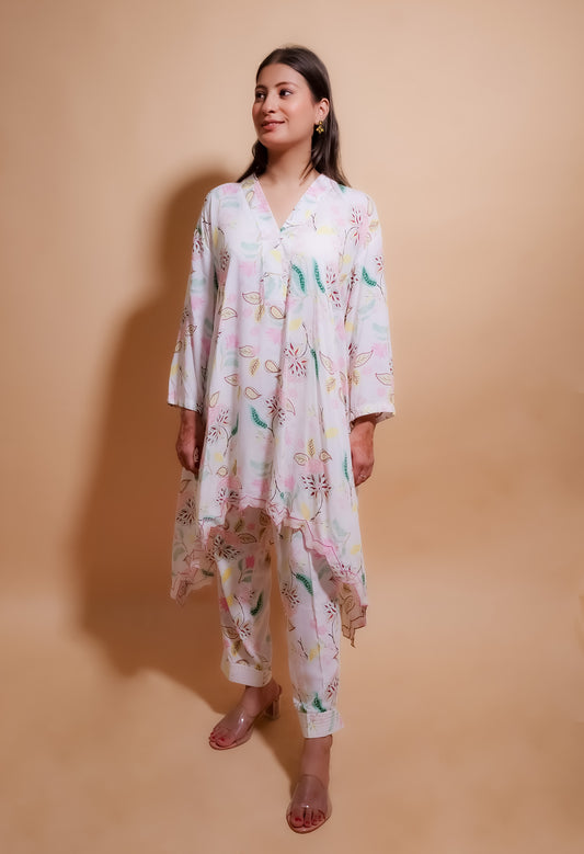 The TARAVI co ord set