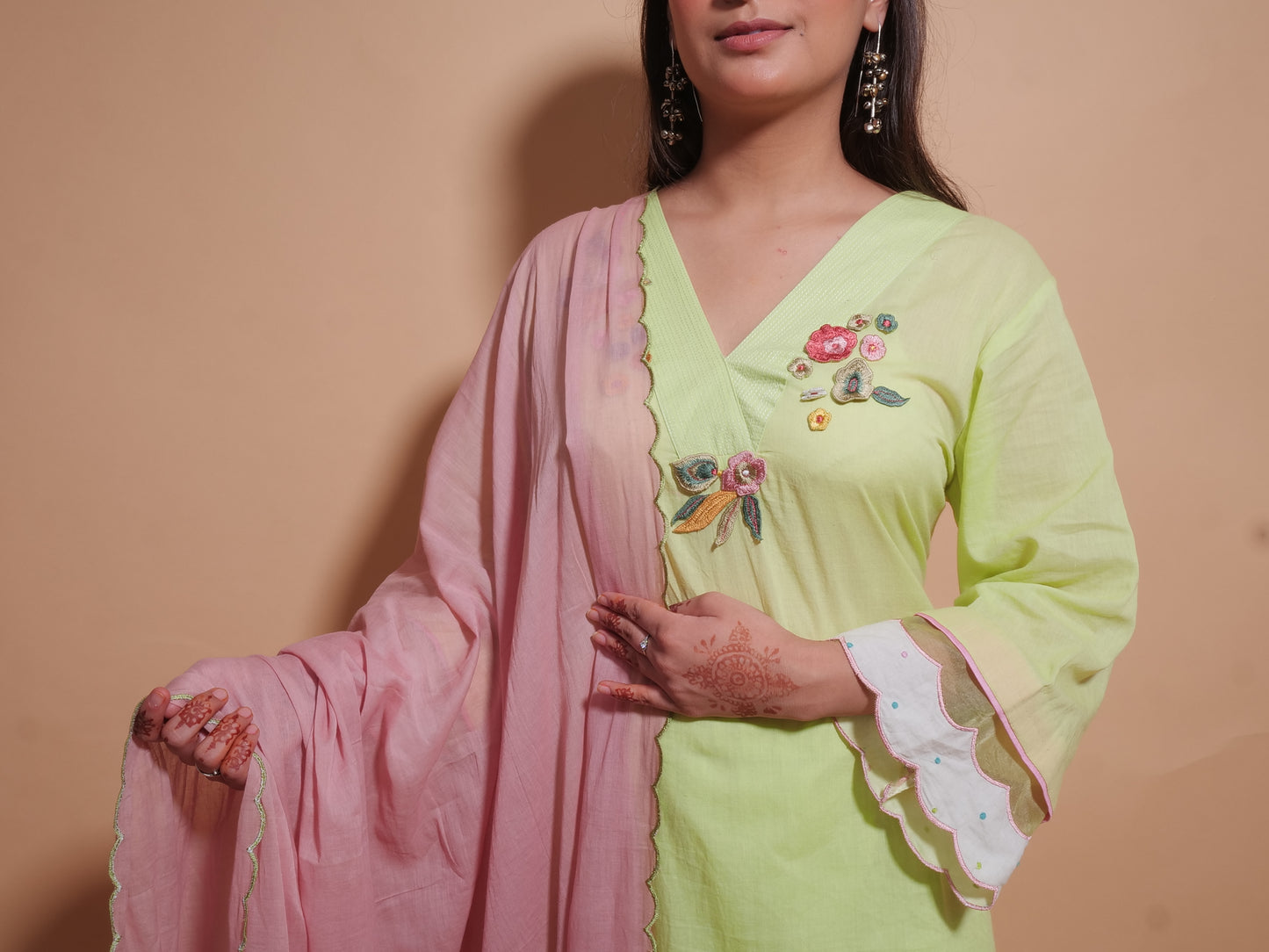 The SAUNDARYA suit set